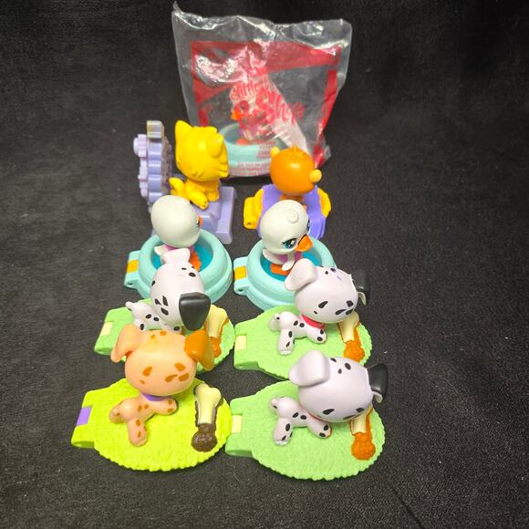 Hasbro LPS McDonald's Little Pet Shop Swan Dog Cat Figures w Keychain Ring Clip - Picture 3 of 12